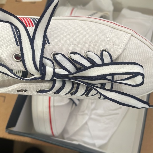 Tommy Hilfiger sneakers - Picture 3 of 8